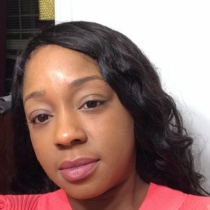 Meet your Posher, Lakea